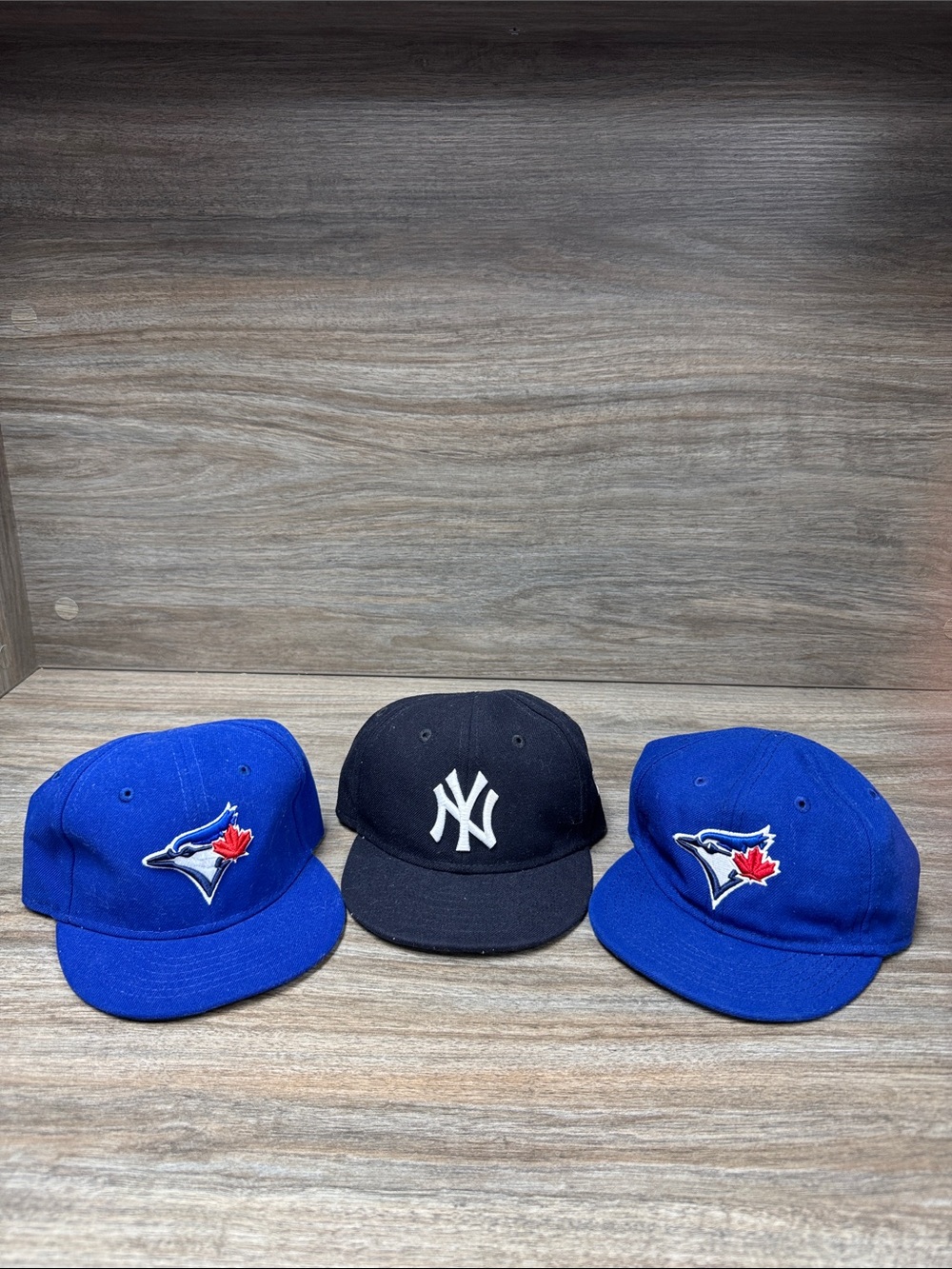 MLB Kids New York Yankees Black Cap & Toronto Blue Jays Royal Blue Caps Set